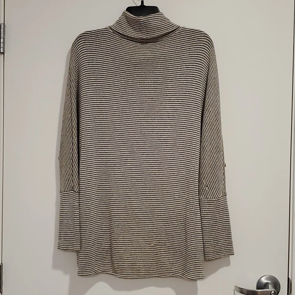 Cowl neck wrap across lightweight striped long sleeve sweater top Small - Picture 8 of 8